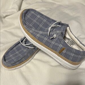 Hey Dude women’s Blue gingham Shoes 8